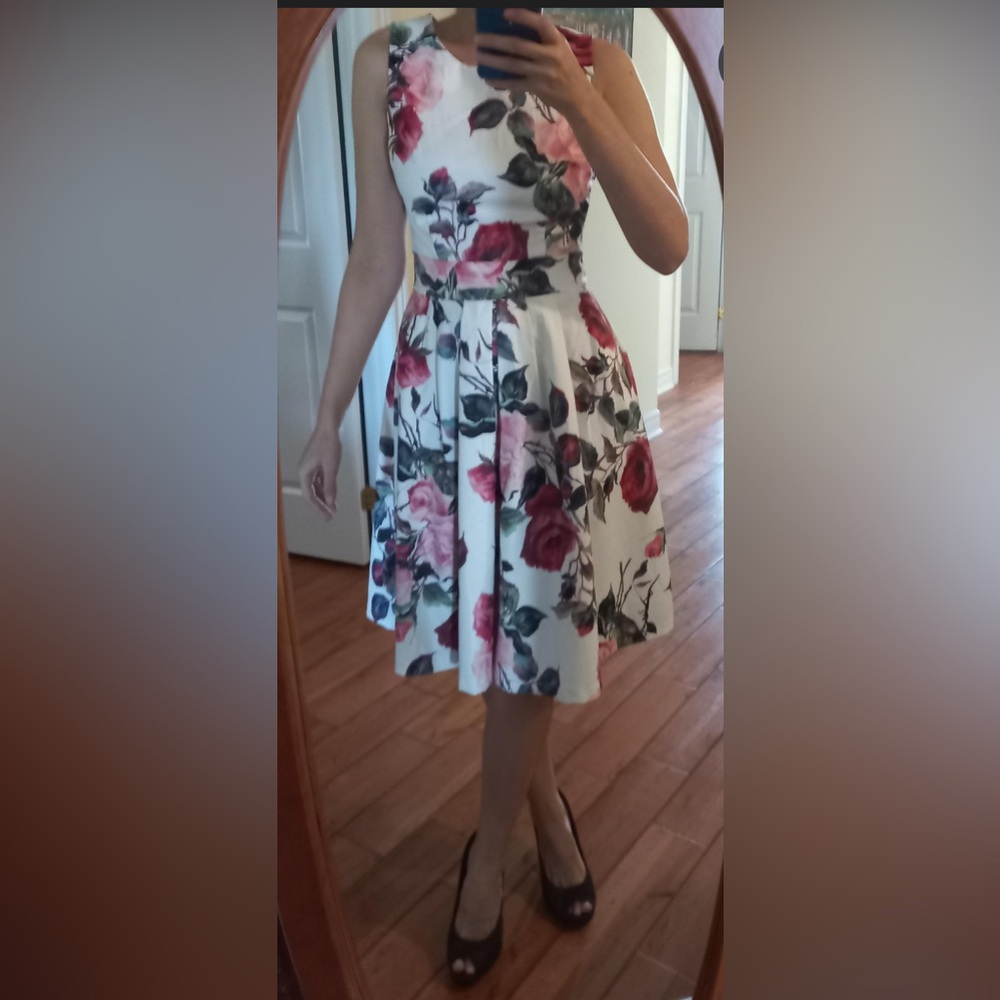 Suzy Shier Floral Midi Dress - White and Pink